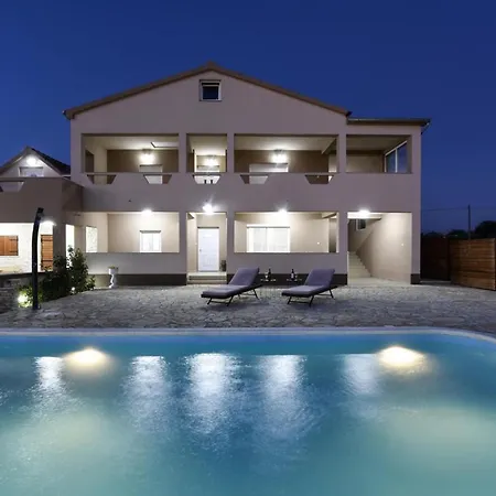 Roko Villa