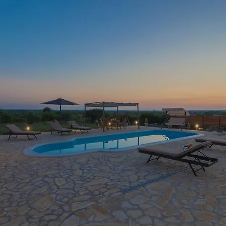 Roko Villa