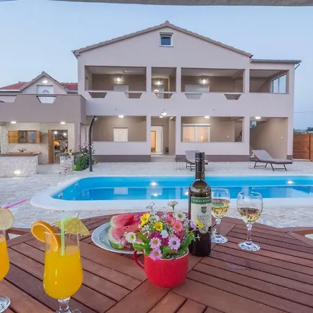 Roko Villa