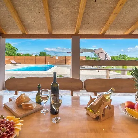 Roko Villa